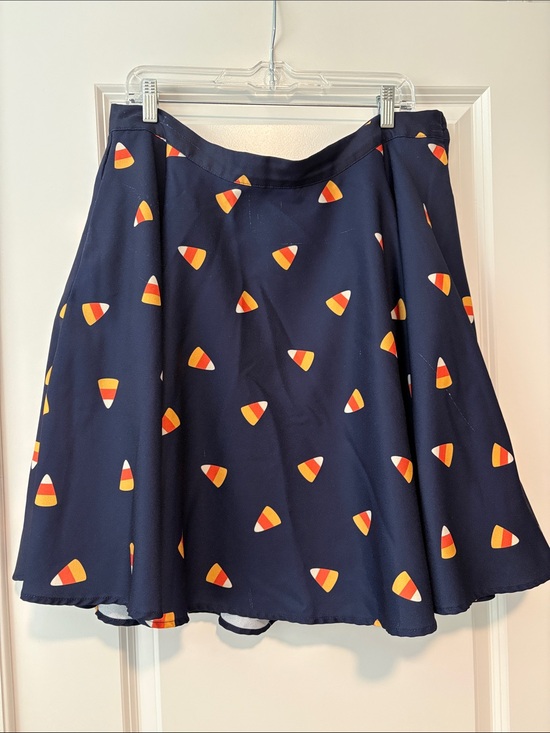 Modcloth Dresses & Skirts - ModCloth Navy Candy Corn Print A-Line Skirt size 1X 🍬 Halloween 🍭- has pockets
